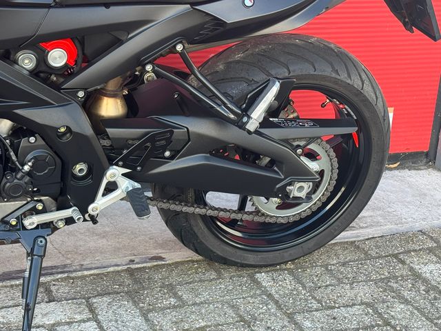 aprilia - shiver-900
