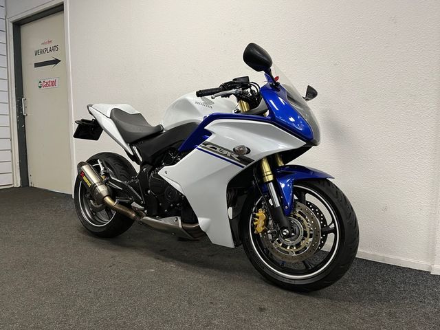 honda - cbr-600-f