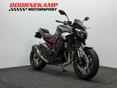 KAWASAKI Z900 – foto 3
