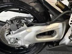Honda CBR 1000 RR Fireblade ,Zwarte Wrap 2004 occasion – foto 6 van 14