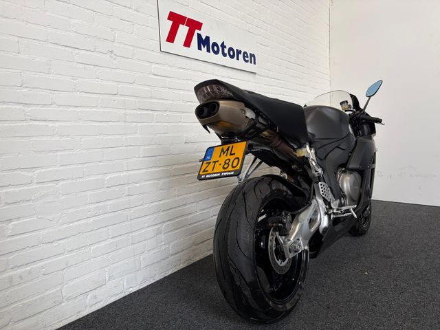 honda - cbr-1000-rr-fireblade