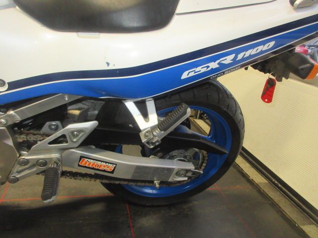 suzuki - gsx-r-1100-w