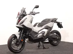 Honda X-ADV 2026 nieuw – foto 3 van 7