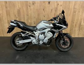 Yamaha FZS 600 Fazer 2004 occasion