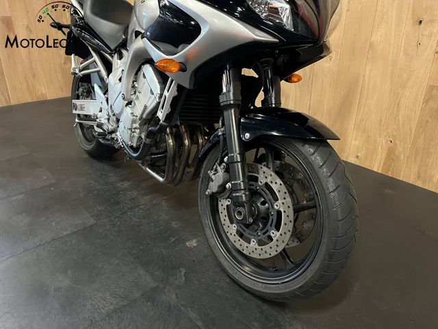 yamaha - fzs-600-fazer