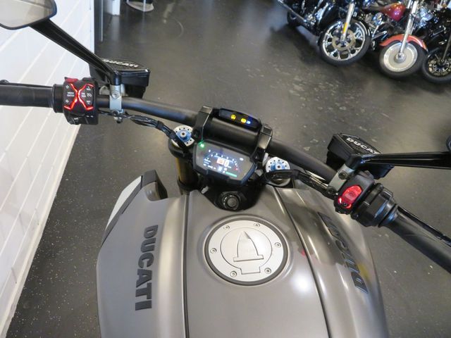 ducati - diavel-1260-s