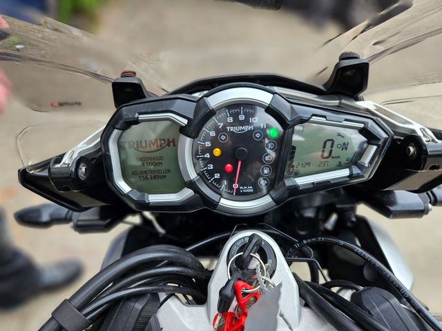 triumph - tiger-explorer-xca