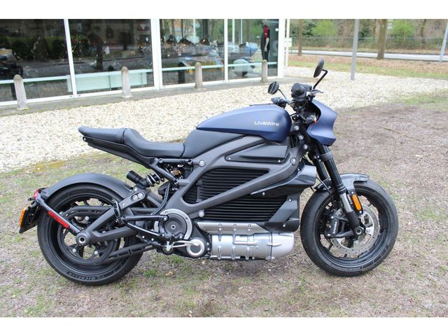 livewire - livewire-one