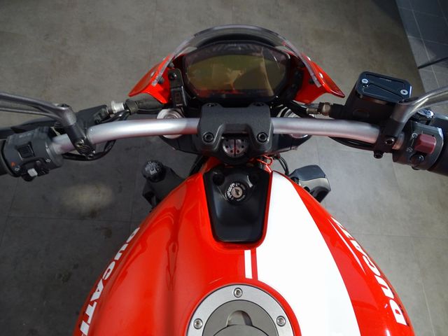 ducati - monster-821-stripe