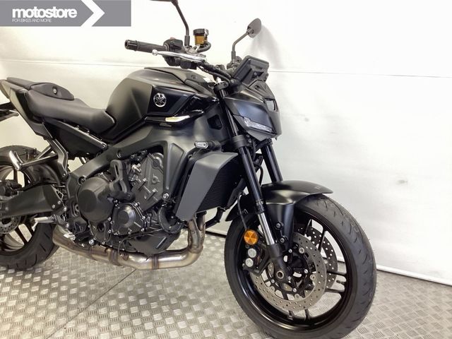 yamaha - mt-09-y-amt