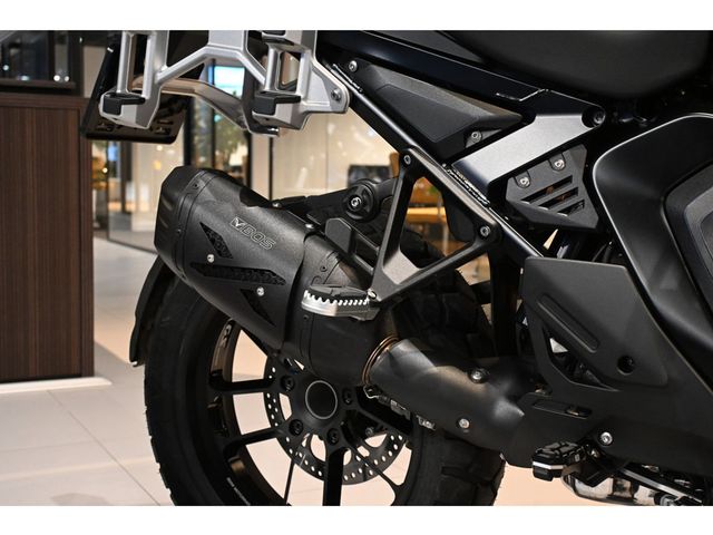 bmw - r-1300-gs-adventure