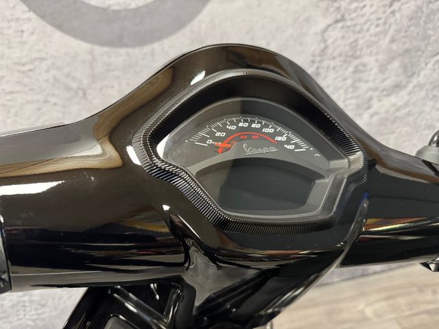 vespa - gts-super-300