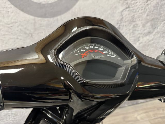 vespa - gts-super-300