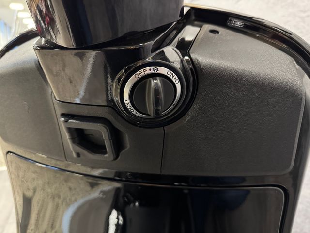 vespa - gts-super-300