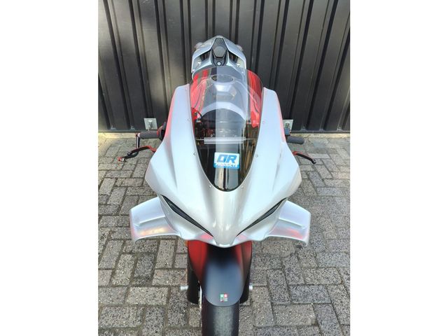 ducati - panigale-v4-s