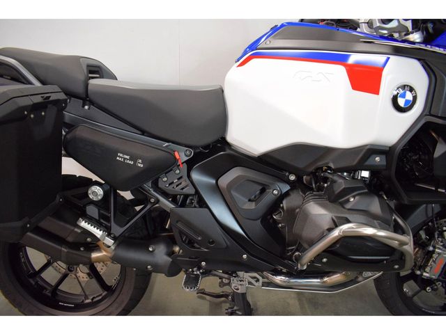 bmw - r-1300-gs-adventure