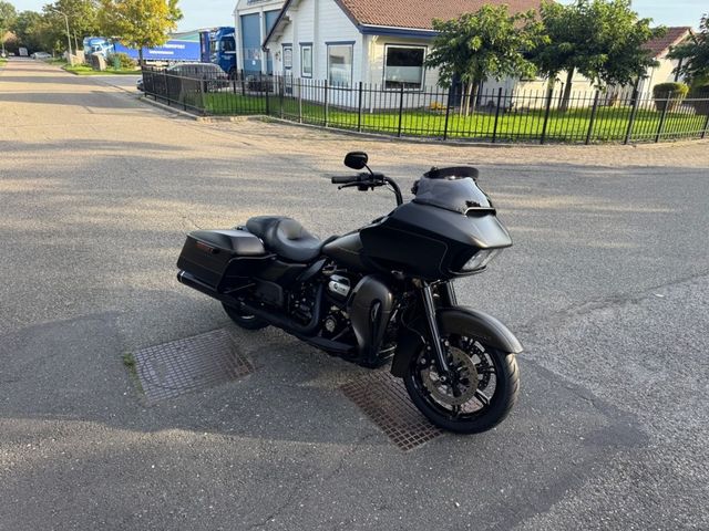 harley-davidson - road-glide-limited