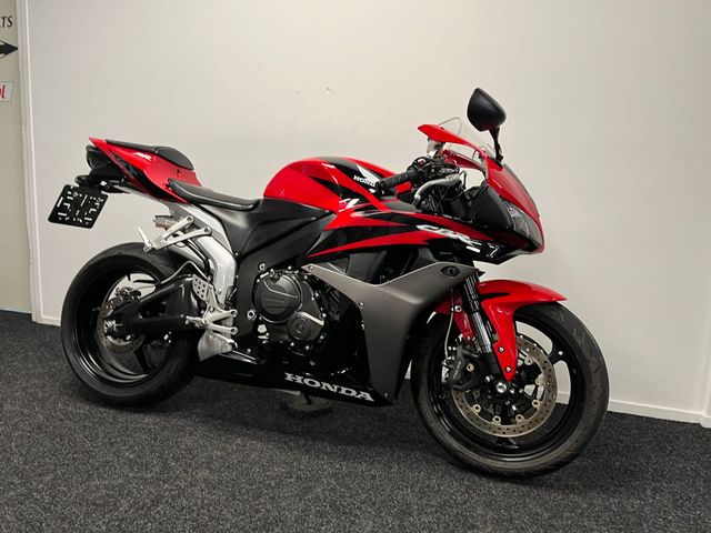 honda - cbr-600-rr