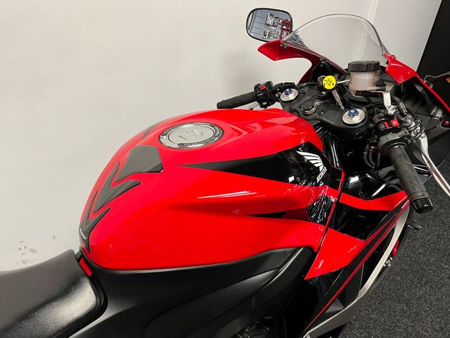 honda - cbr-600-rr