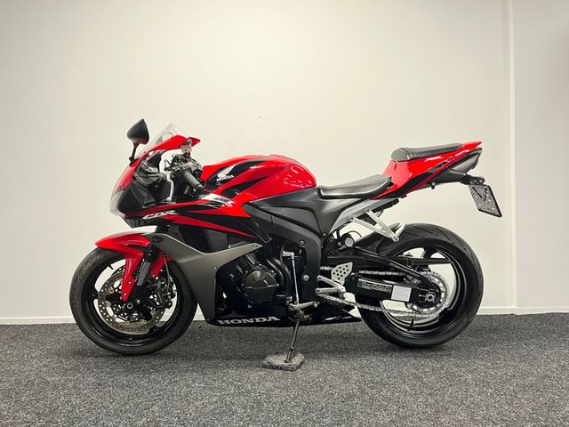 honda - cbr-600-rr