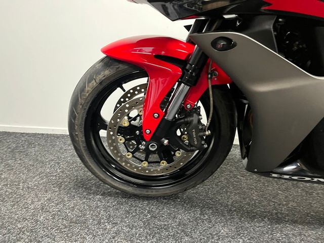 honda - cbr-600-rr
