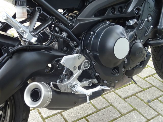 yamaha - xsr-900-abs