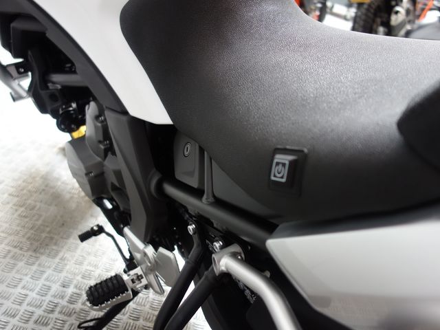 cfmoto - 700-mt-adventure