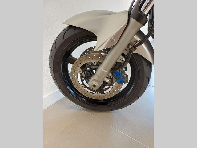 yamaha - fzs-1000--fazer