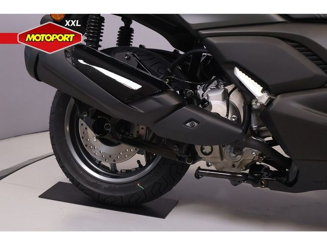 yamaha - x-max-300-abs
