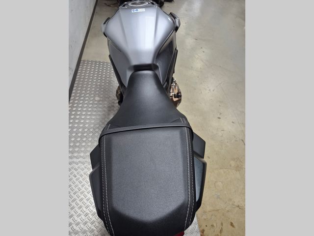 honda - cb-650-r