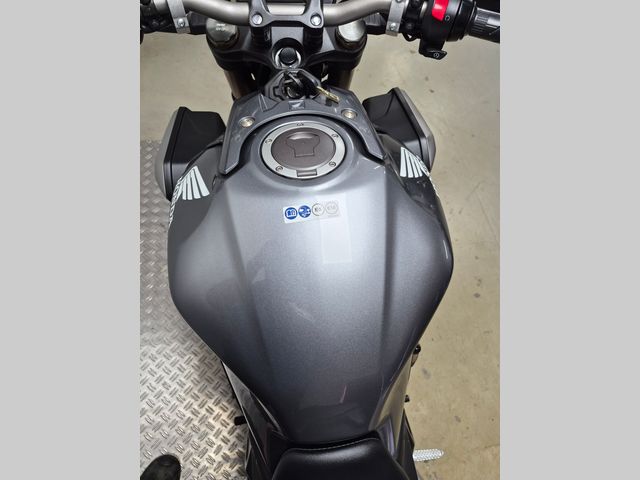 honda - cb-650-r