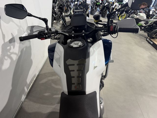 cfmoto - 700-mt-adventure