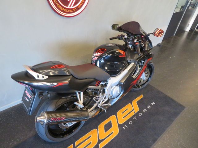 honda - cbr-600-f