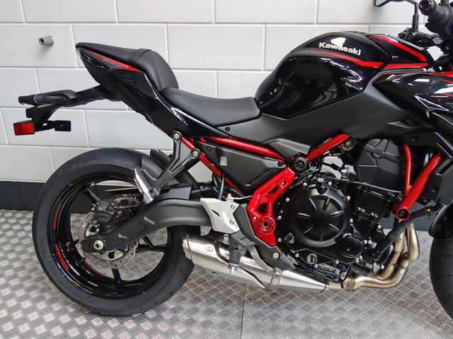 kawasaki - z650