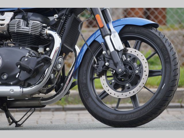 royal-enfield - super-meteor-650