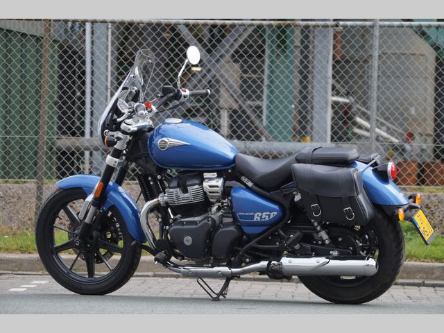 royal-enfield - super-meteor-650