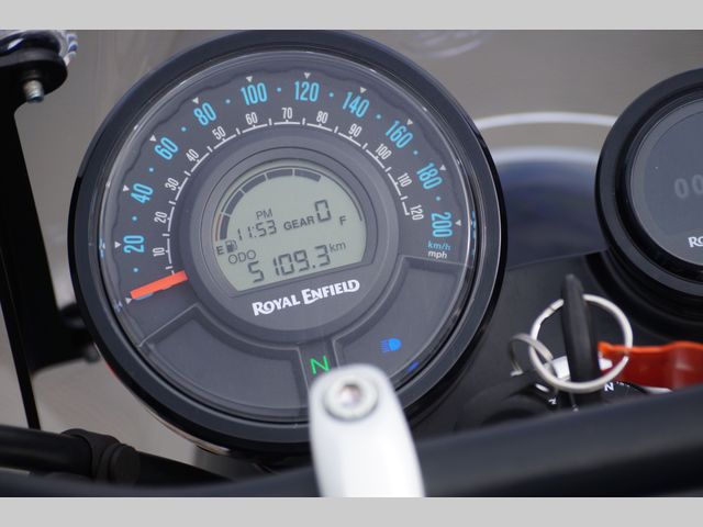 royal-enfield - super-meteor-650