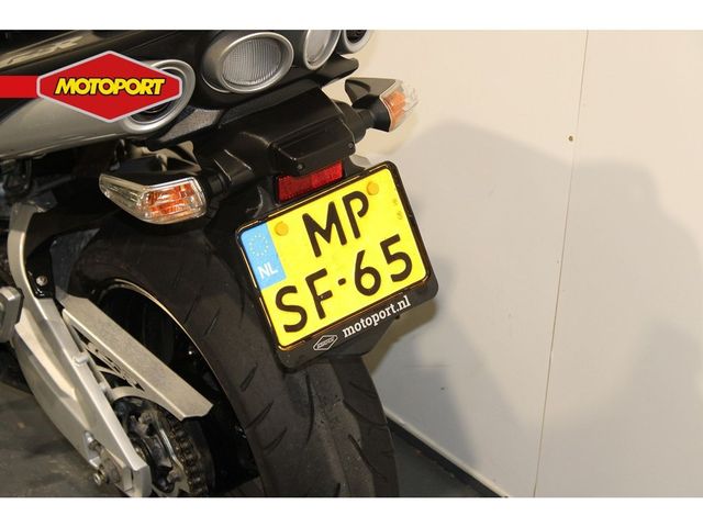 suzuki - gsr-600