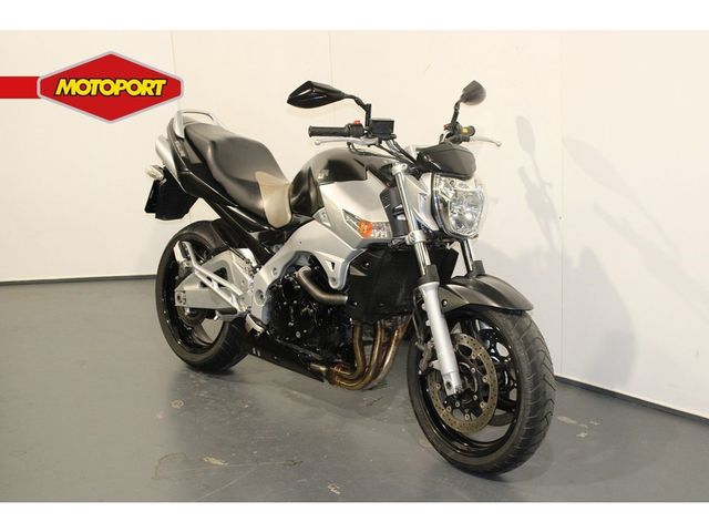 suzuki - gsr-600