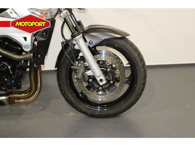suzuki - gsr-600