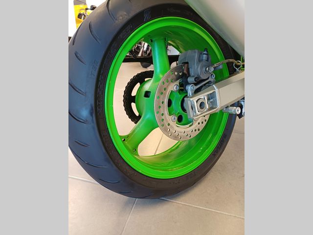 kawasaki - zx-6r-ninja