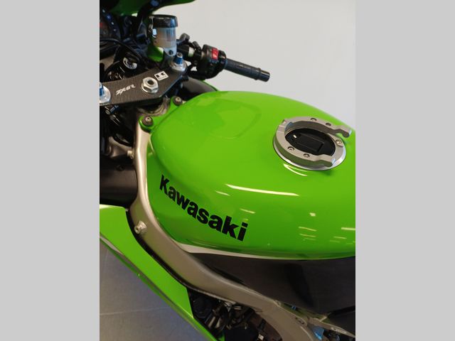 kawasaki - zx-6r-ninja