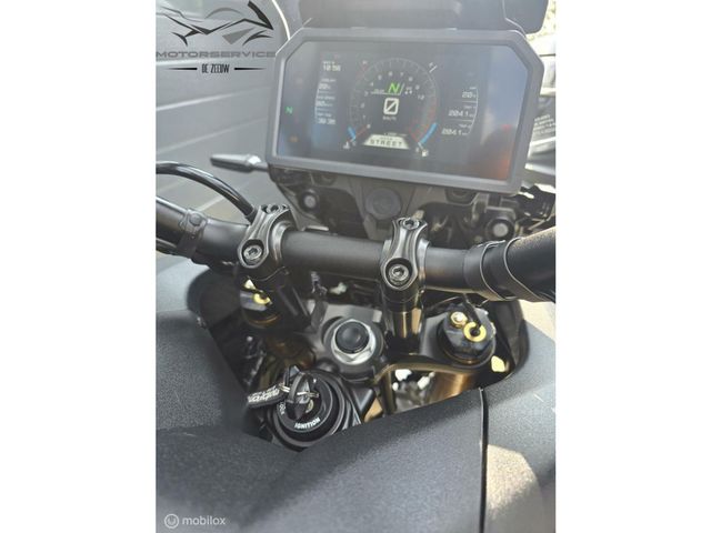 yamaha - tracer-9-gt--