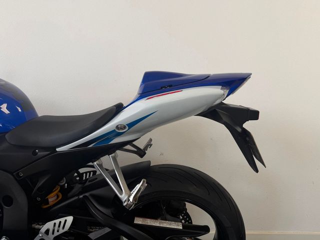 suzuki - gsx-r-750