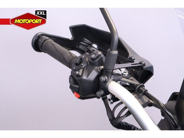 yamaha - tracer-9