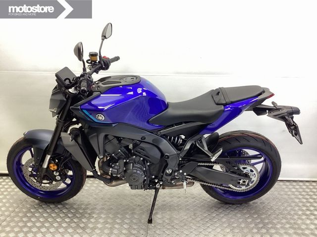 yamaha - mt-09-y-amt