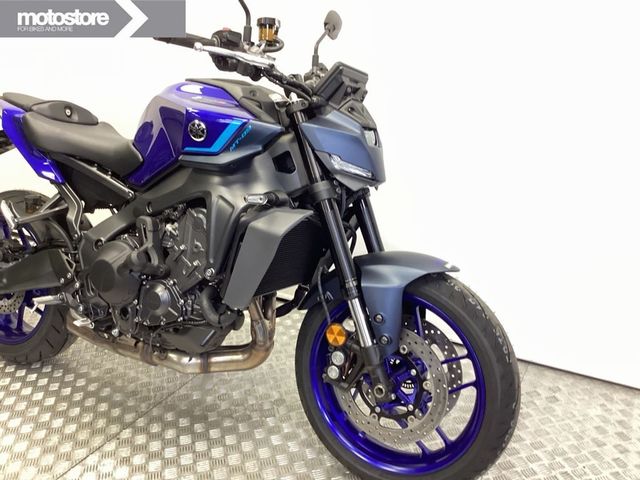 yamaha - mt-09-y-amt
