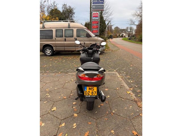 suzuki - an-125-burgman