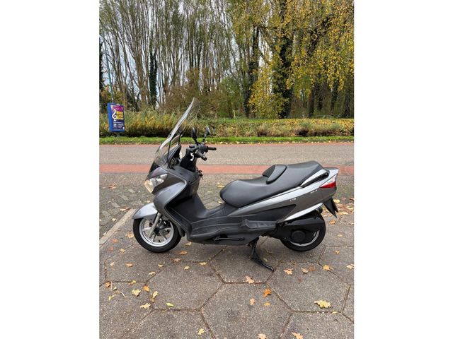 suzuki - an-125-burgman