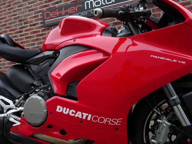 ducati - panigale-v2